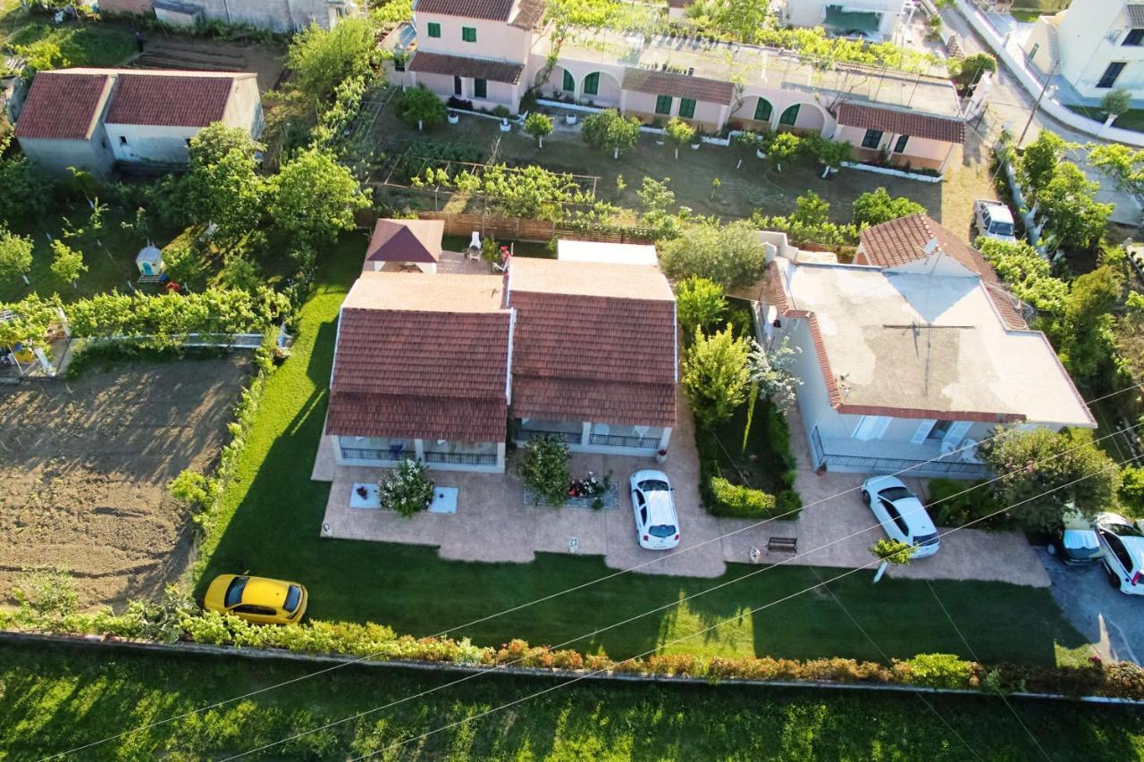 Villa Doreta Roda  Luaran gambar